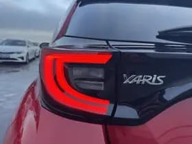 Toyota Yaris thumbnail 11