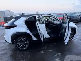 Toyota Yaris-cross thumbnail 14