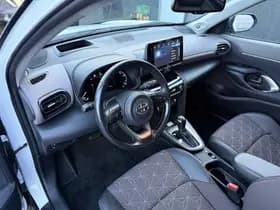 Toyota Yaris-cross thumbnail 84