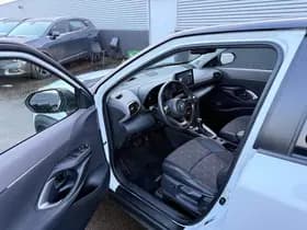 Toyota Yaris-cross thumbnail 85