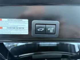 Toyota Yaris-cross thumbnail 10