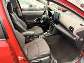 Toyota Yaris-cross thumbnail 12