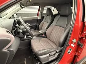 Toyota Yaris-cross thumbnail 80