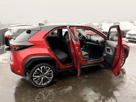 Toyota Yaris-cross thumbnail 10