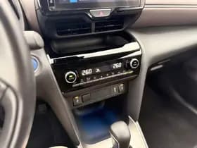 Toyota Yaris-cross thumbnail 92