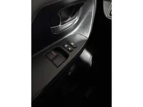 Toyota Yaris thumbnail 27