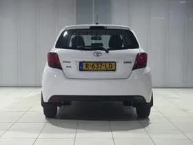 Toyota Yaris thumbnail 28
