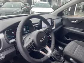 Kia Stonic thumbnail 6