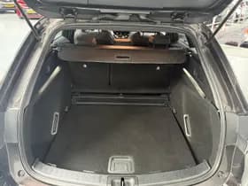 Toyota Corolla-touring-sports thumbnail 3