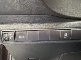 Toyota Corolla-touring-sports thumbnail 7