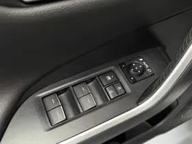 Toyota Rav4 thumbnail 4