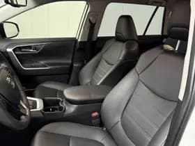 Toyota Rav4 thumbnail 5