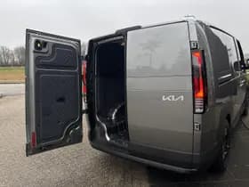 Kia Pv5 thumbnail 10