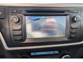Toyota Auris thumbnail 17