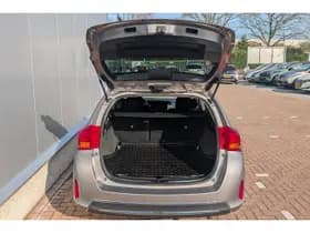 Toyota Auris thumbnail 20