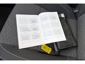 Toyota Auris thumbnail 47