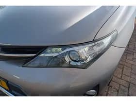 Toyota Auris thumbnail 48