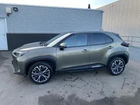 Toyota Yaris-cross thumbnail 4