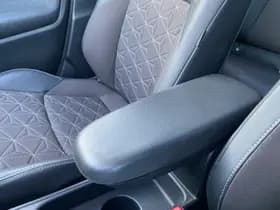 Toyota Yaris-cross thumbnail 36