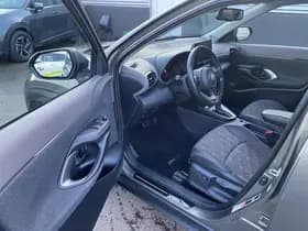 Toyota Yaris-cross thumbnail 68