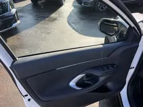 Toyota Yaris-cross thumbnail 18