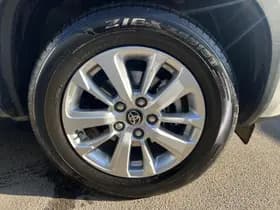 Toyota Yaris-cross thumbnail 6