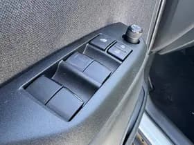 Toyota Yaris-cross thumbnail 58