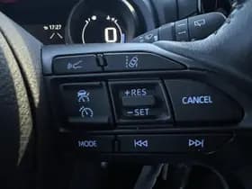 Toyota Yaris thumbnail 25