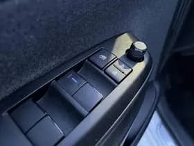 Toyota Yaris thumbnail 58