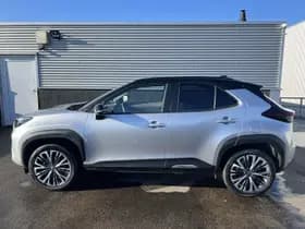 Toyota Yaris-cross thumbnail 3