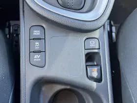 Toyota Yaris-cross thumbnail 69