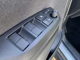 Toyota Yaris-cross thumbnail 79