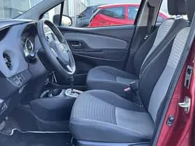 Toyota Yaris thumbnail 48