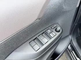 Toyota Yaris-cross thumbnail 47