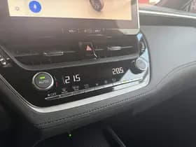 Toyota Corolla-cross thumbnail 42