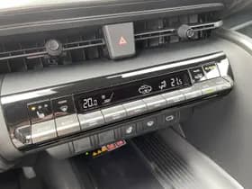 Toyota C-hr thumbnail 24