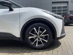 Toyota C-hr thumbnail 38