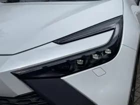 Toyota C-hr thumbnail 9