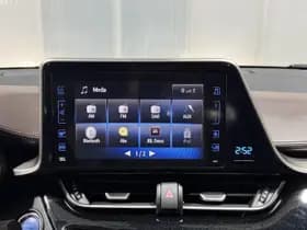 Toyota C-hr thumbnail 24