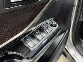 Toyota C-hr thumbnail 31