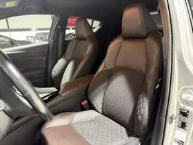 Toyota C-hr thumbnail 39