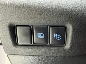 Toyota C-hr thumbnail 68