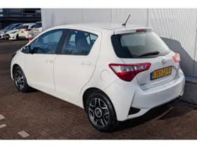 Toyota Yaris thumbnail 11