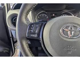 Toyota Yaris thumbnail 53