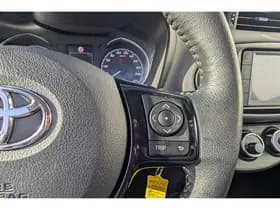 Toyota Yaris thumbnail 54