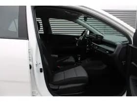 Kia Stonic thumbnail 45