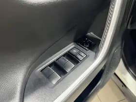 Toyota Rav4 thumbnail 38