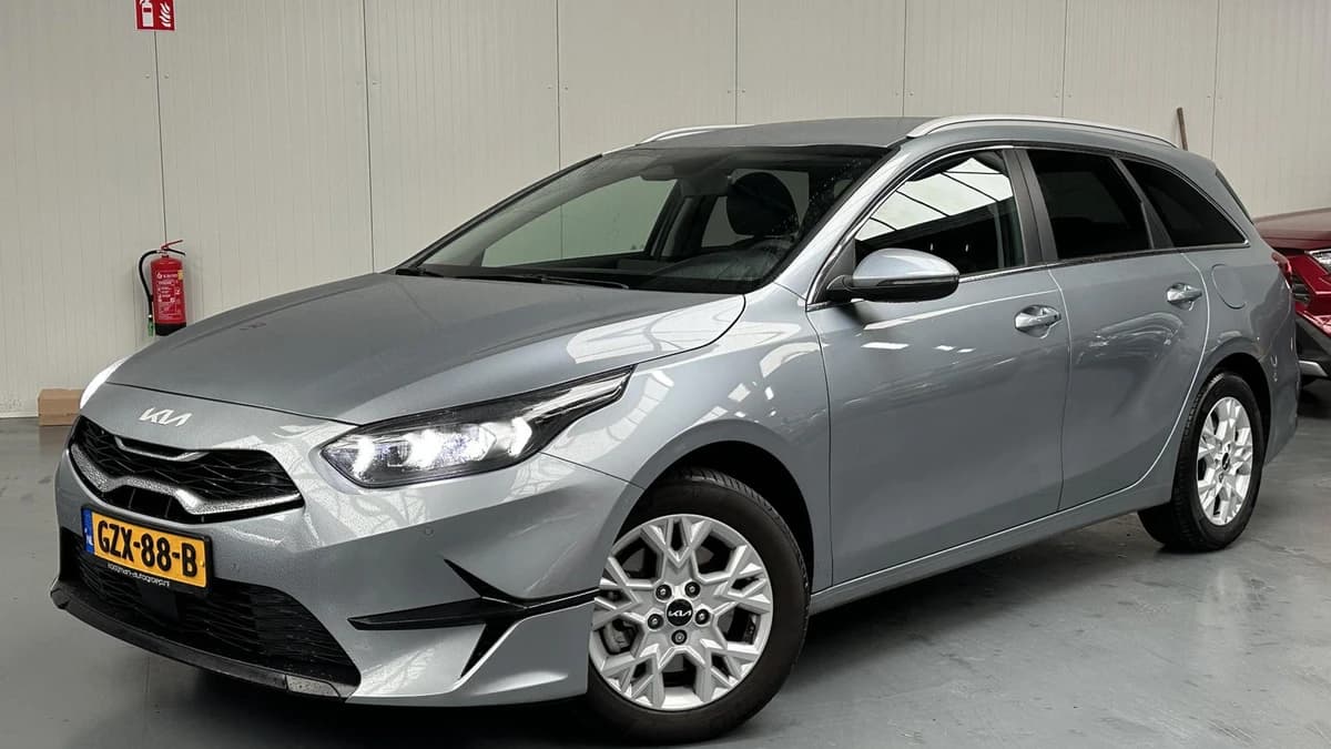 Kia Ceed-sportswagon — foto 1