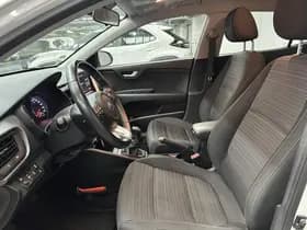 Kia Stonic thumbnail 25