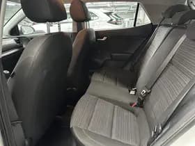 Kia Stonic thumbnail 39